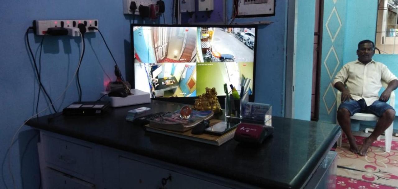 Family Guest House Near Bus-Stand ปอนดิเชอรี ภายนอก รูปภาพ